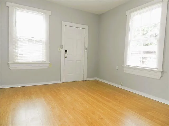 4033 Eagle St — Photo 12