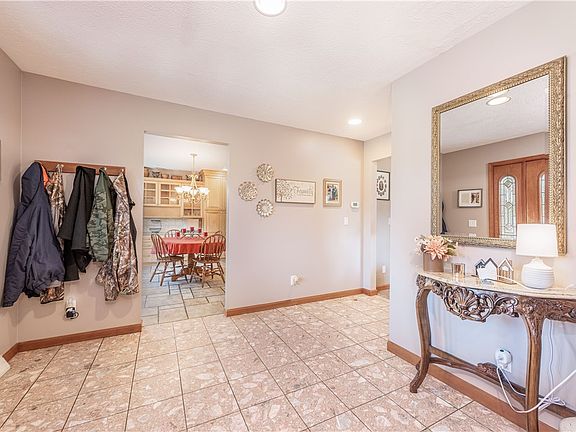 4th image of 2722 Bertha St