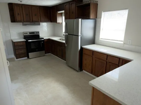 7514 Jefferson Ave, Southport, FL 32409