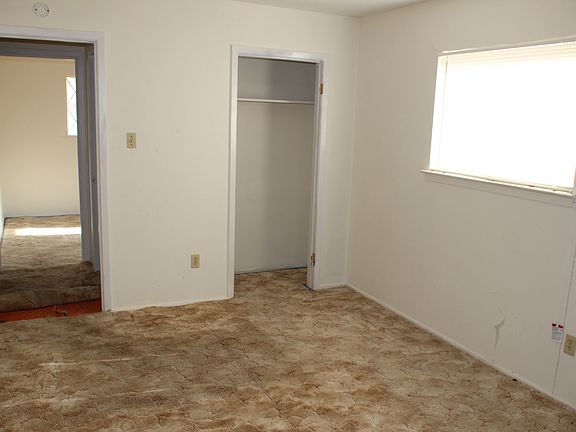 5th image of 3225 Gene Ln