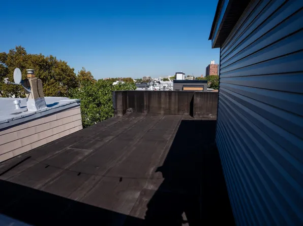 11 Irving Street image 19 of 21