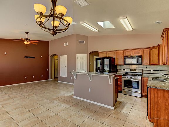 5th image of 5523 Kalahari Ln