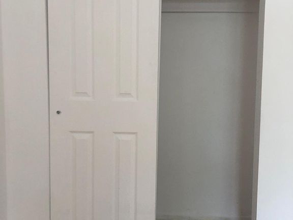 5th image of 7911 157th Ave Floor 2
