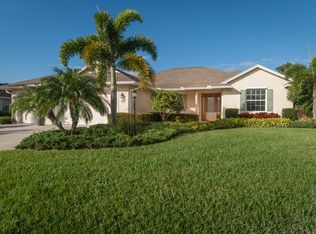 415 Greystone Ct SW, Vero Beach, FL 32968