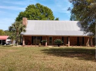 38 Lovell Johnson Rd, Picayune, MS 39466