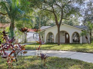 12038 Riverhills Dr, Tampa, FL 33617