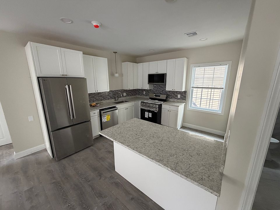 1st image of 12 Monticello St #6