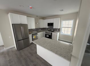 12 Monticello St #6, Providence, RI 02904