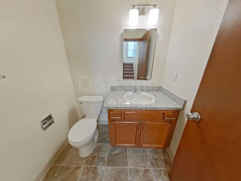 3928 NW Walnut Pl — Photo 13