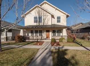 21388 Oakview Dr, Bend, OR 97701