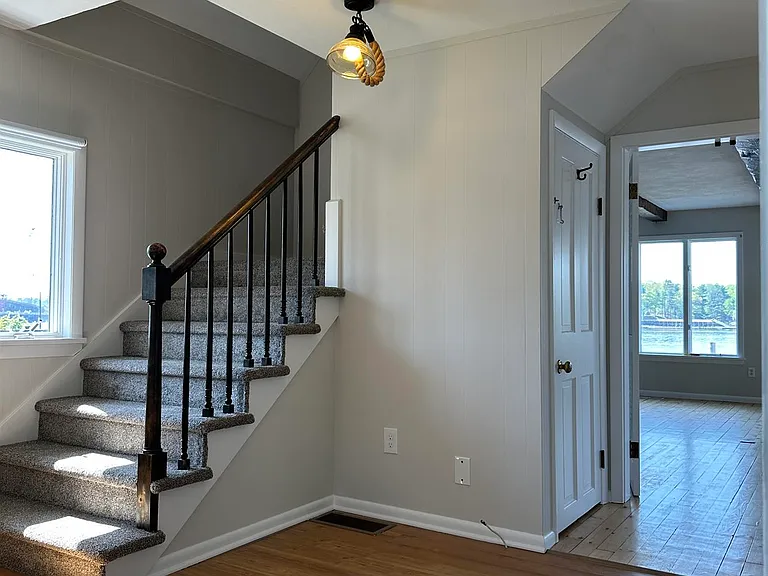 9 Heaphy Ln — Photo 8