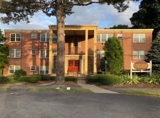 5 Woodsum Dr APT 7, Braintree, MA 02184