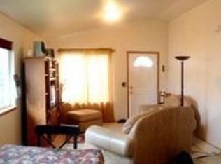 2760 D St, Springfield, OR 97477