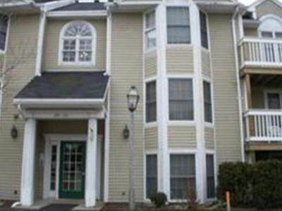206 Carriage Ln #206, Taunton, MA, 02780