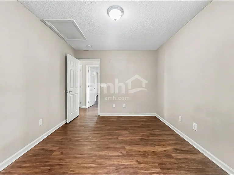 237 Maypop Dr — Photo 15
