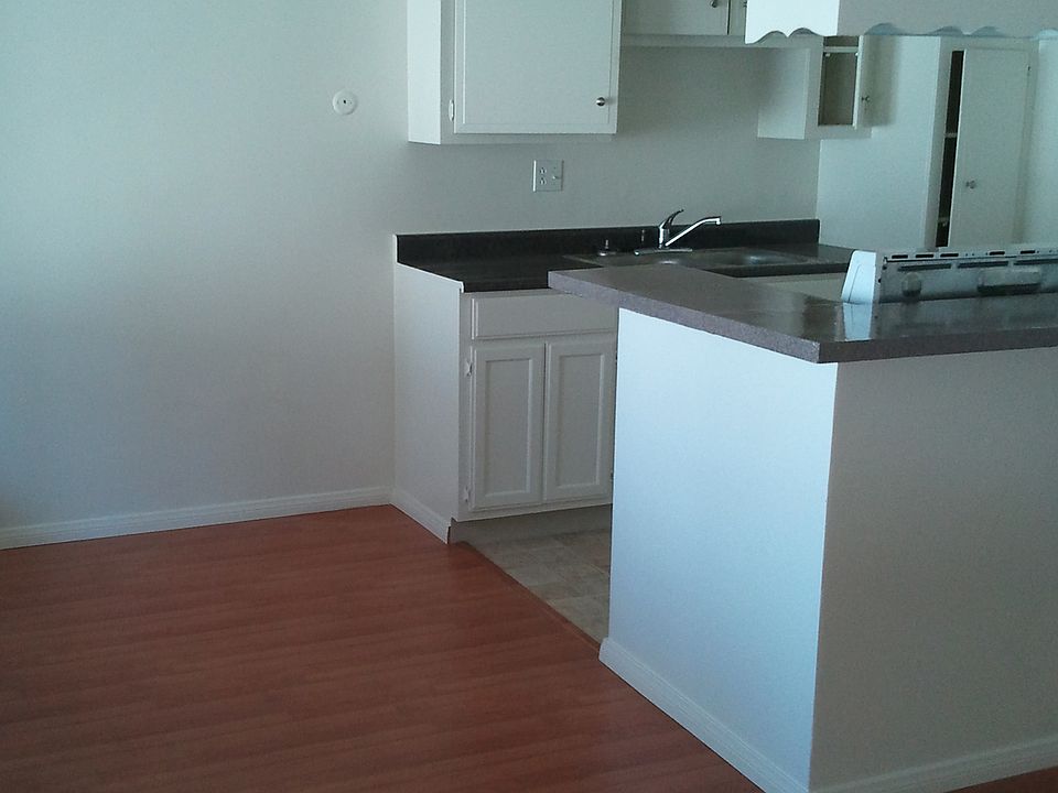 1st image of 6523 Heliotrope Ave #B