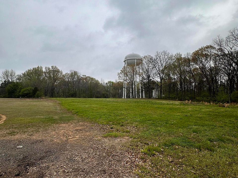 2nd image of Banks Dr