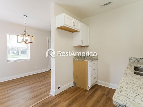 4th image of 5109 Colonial Ave