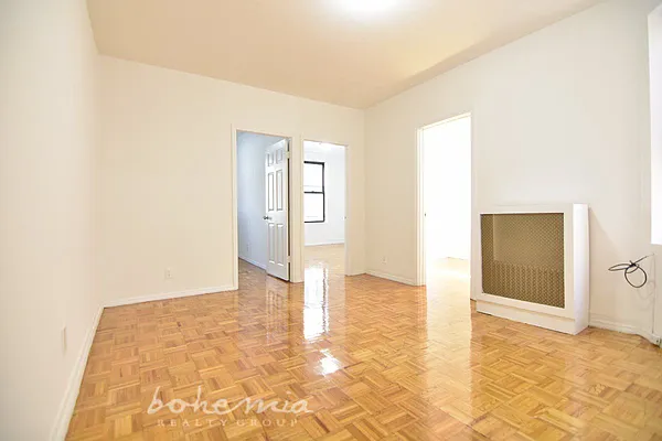 Rented by Bohemia Realty Group | media 9