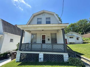 803 Caroline St, Peoria, IL 61603