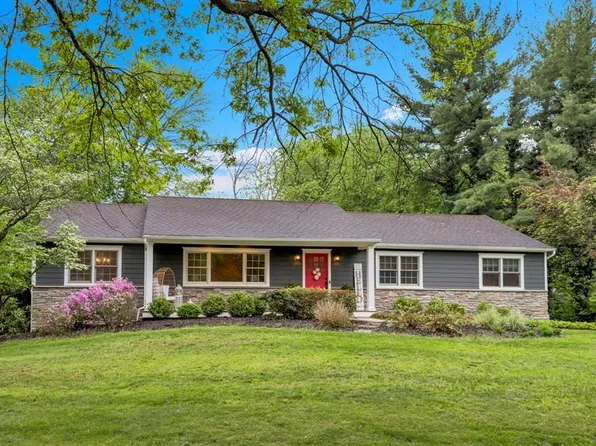 468 Manchester Way, Wyckoff, NJ 07481