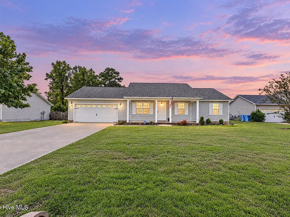 124 Eagle Ridge Dr