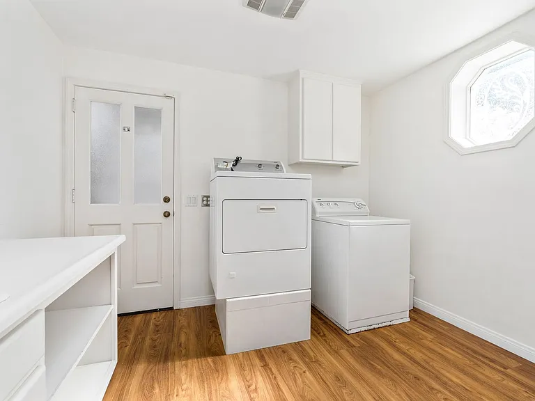 732 Bison Ave — Photo 15