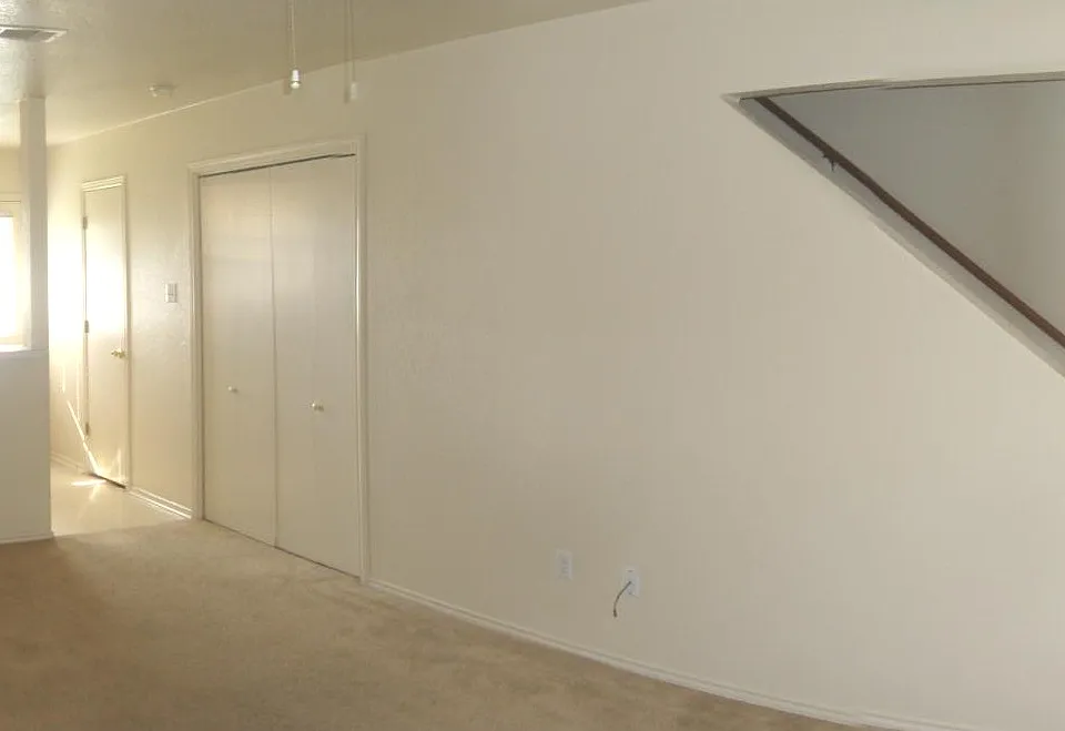 003_Living Room_05122022