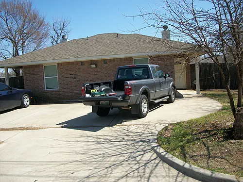 715A N Pecan St Photo 1