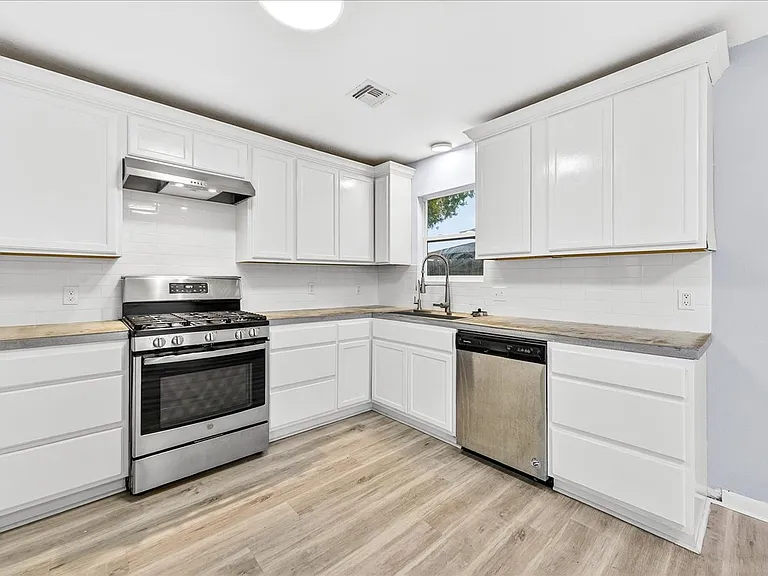 1749 S Dawn Breeze Dr — Photo 14