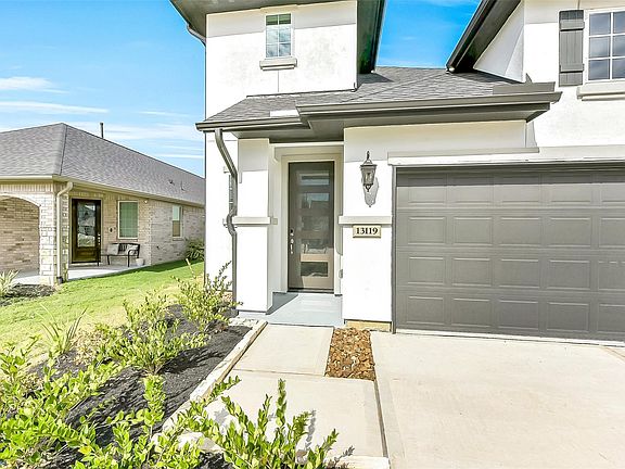 3rd image of 13119 Hidden Village Ct