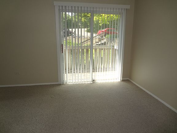 4th image of 87 Maude Ave APT E