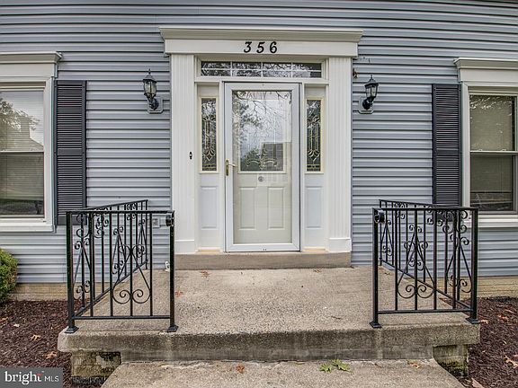 2nd image of 356 Copperfield Ln