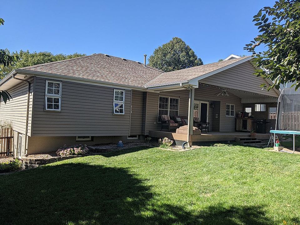 215 Oakwood Dr, Papillion, NE 68133 Zillow