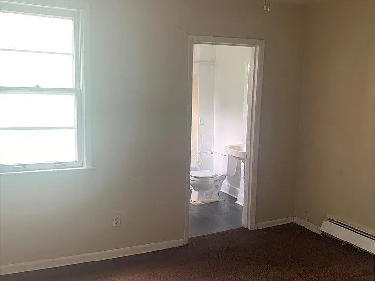 310 Knox Ave — Photo 11