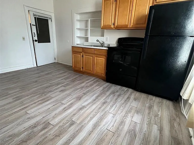 155 Main St #6 — Photo 8