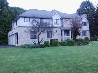 9 Shingle Mill Rd, Rochester, NY 14609