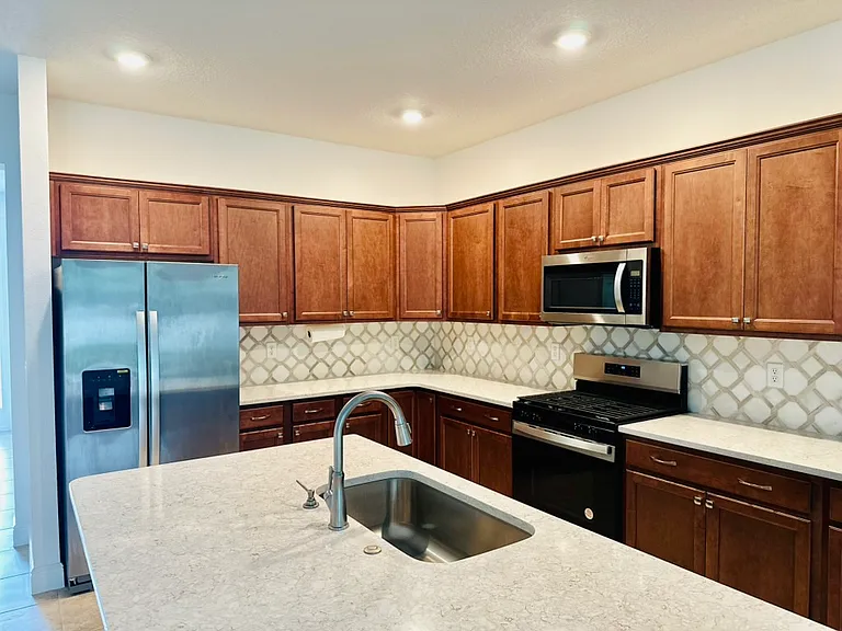 5806 SW 78th Avenue Rd — Photo 5