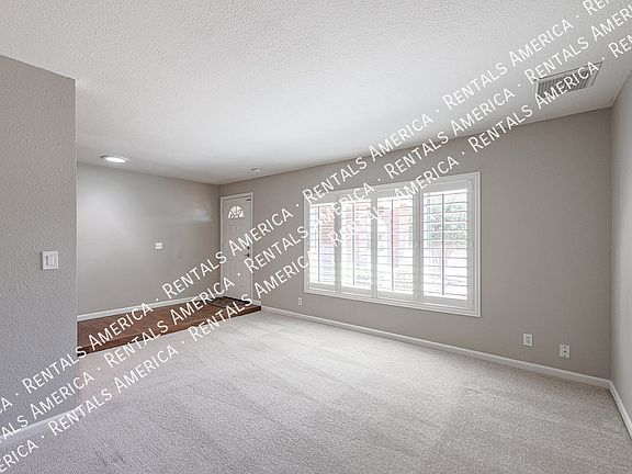 3rd image of 1360 W Esplanade St