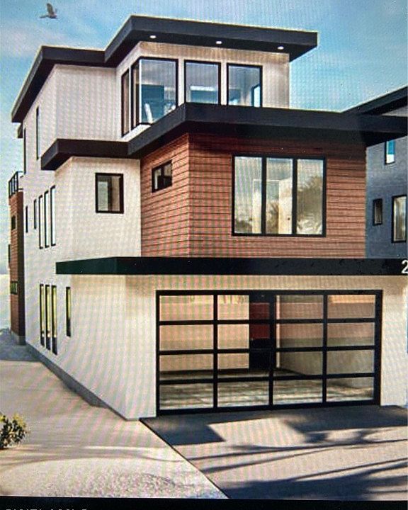 2nd image of 2135 Willard St