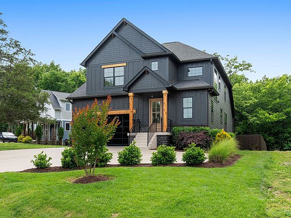 3rd image of 223 Liberty Ln