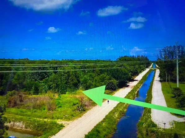 13217 62, The Acreage, FL 33412