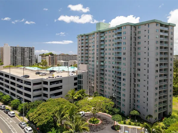 3009 Ala Makahala Pl APT 213, Honolulu, HI 96818