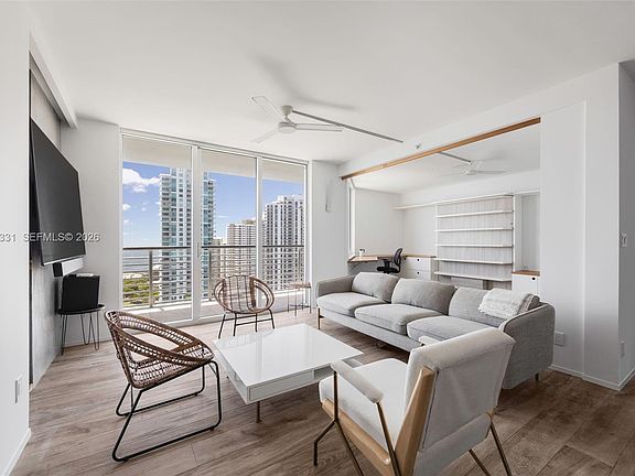 4th image of 335 S Biscayne Blvd APT 2805