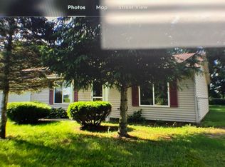 828 106th Ave, Plainwell, MI