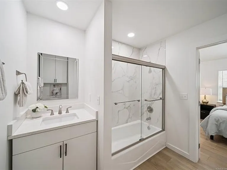 1139 S Birmingham Ave — Photo 18