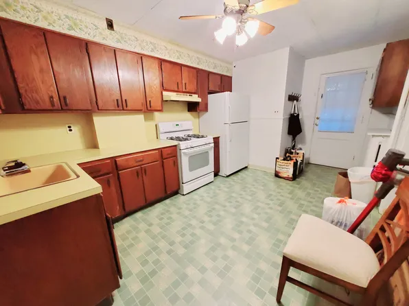 70 Alexander St Floor 1, Greenwich, CT 06830