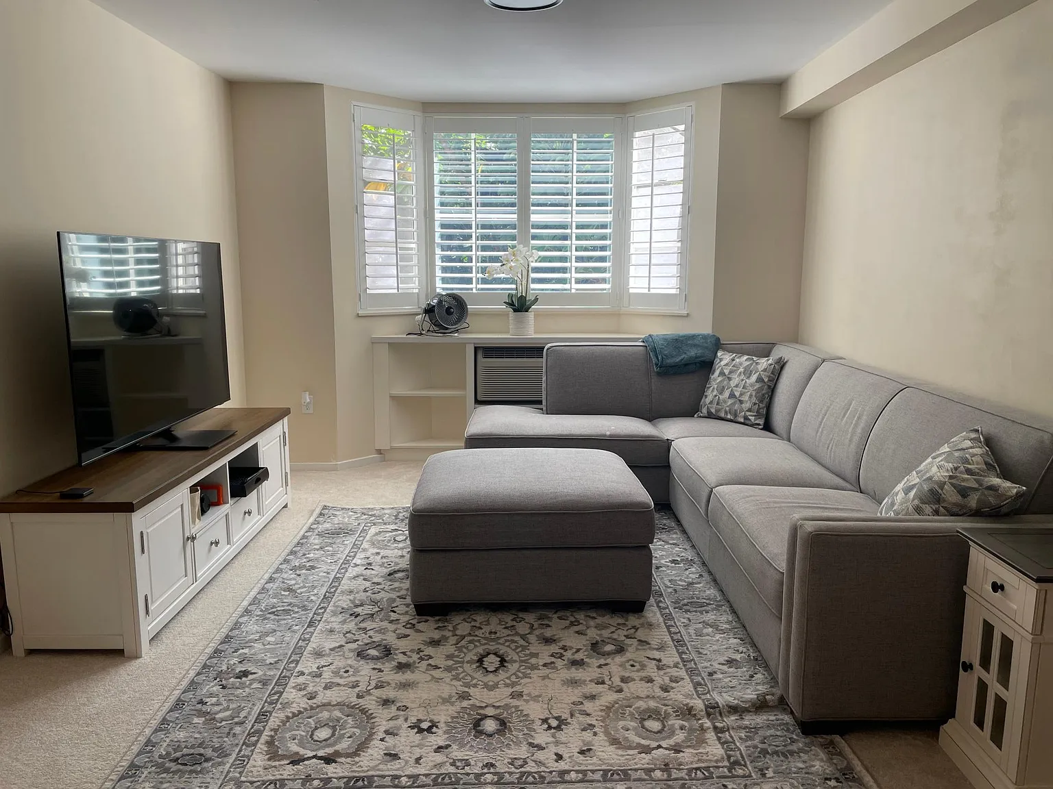1 bed, 561 sqft, $2,800 — Photo 3