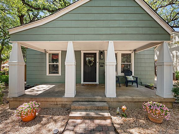 3rd image of 2334 Lotus Ave