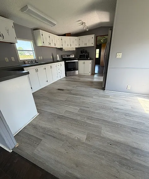 310 Sunny Acres Rd — Photo 5